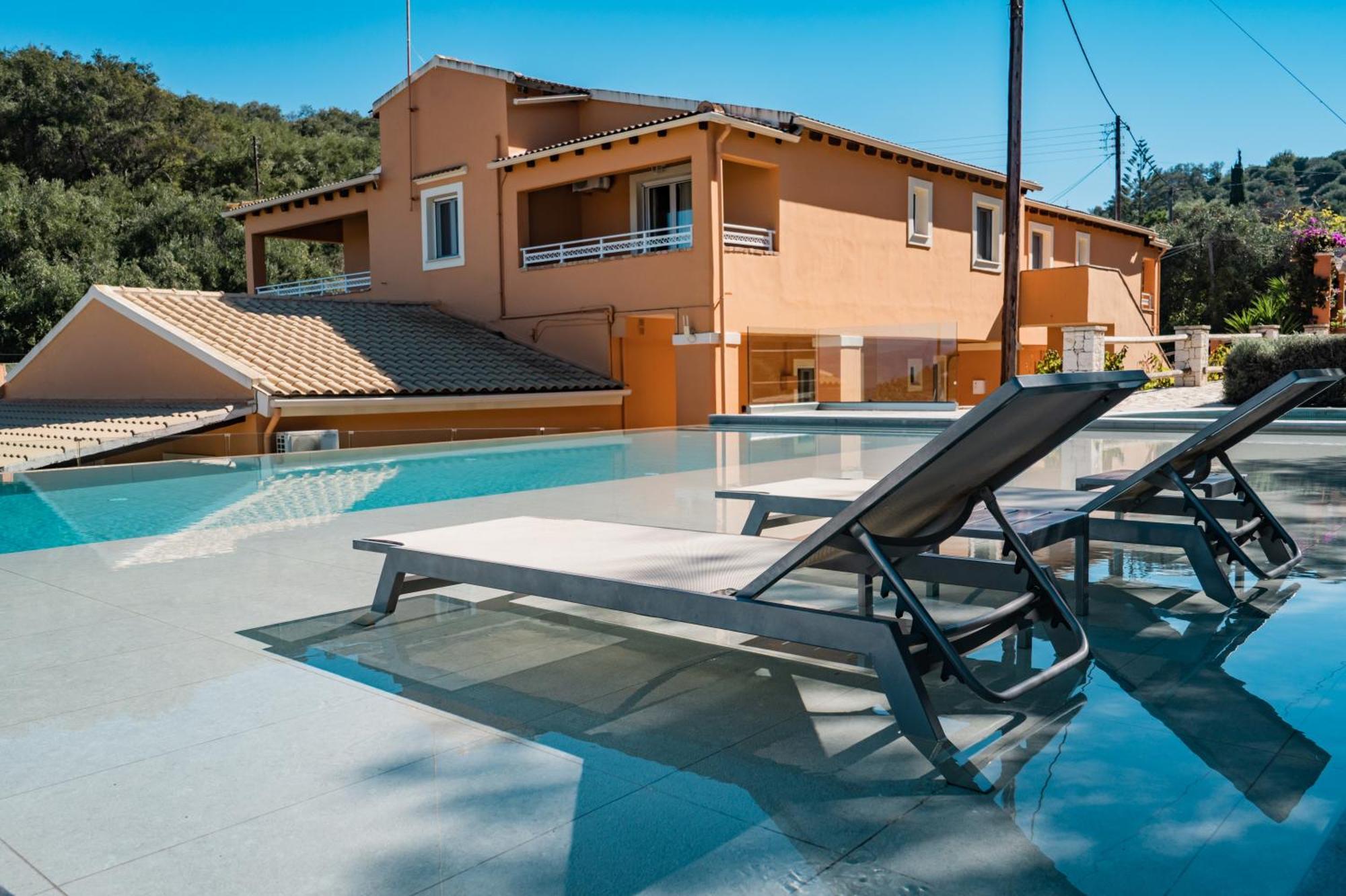 Pyramid City Apartments Agios Spyridon  Zewnętrze zdjęcie
