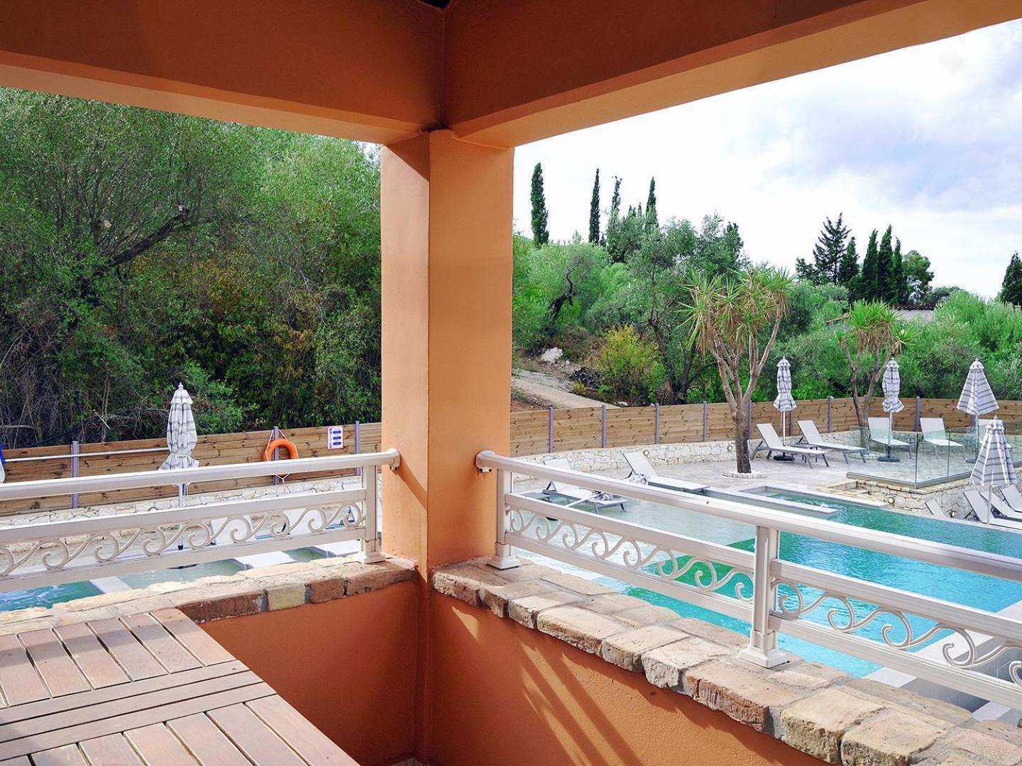 Pyramid City Apartments Agios Spyridon  Zewnętrze zdjęcie
